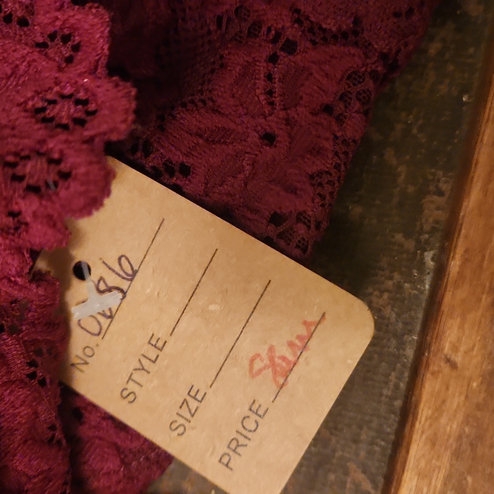 Xhilaration Maroon Halter Bralette (0686) - Picture 5 of 5